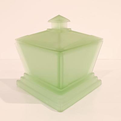 LOT 121: Blown Glass Swan, Murano-Style Trifold Bowl, Frosted Green Glass Triangle Powder Box & More