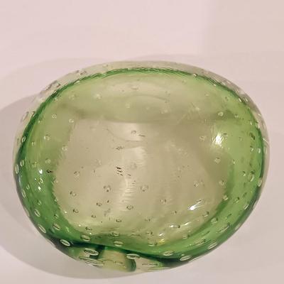 LOT 121: Blown Glass Swan, Murano-Style Trifold Bowl, Frosted Green Glass Triangle Powder Box & More
