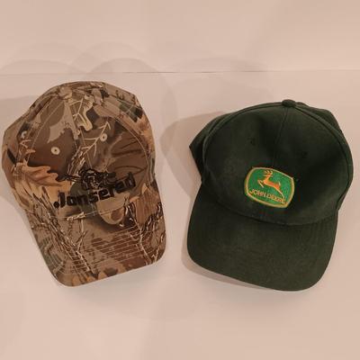 LOT 125: John Deere Tractor Hats, Books & Vintage Calendar