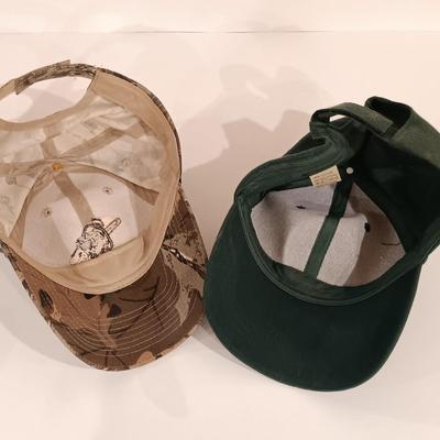 LOT 125: John Deere Tractor Hats, Books & Vintage Calendar