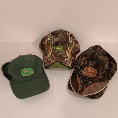 LOT 125: John Deere Tractor Hats, Books & Vintage Calendar