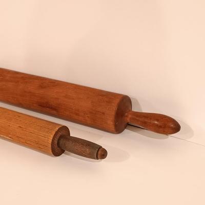 LOT 126: Vintage Kitchen Collection