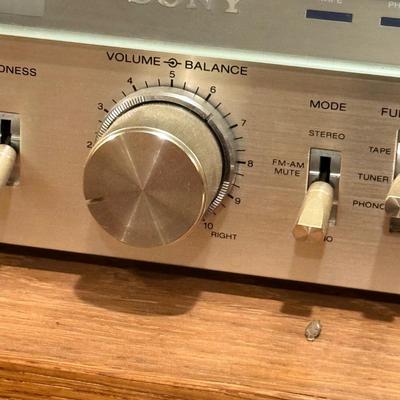 LOT 134: Sony STR 313 FM-AM Program Receiver
