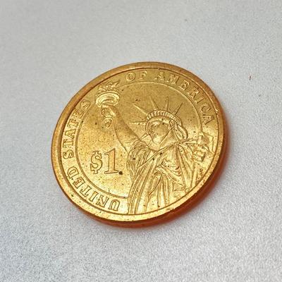 LOT 136: Collection of US President One Dollar $1.00 Loose Coins with $25 Uncirculated Roll of Thomas Jefferson Dollars in Cigar Box