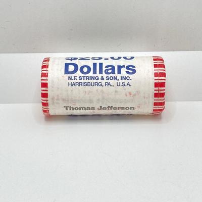 LOT 136: Collection of US President One Dollar $1.00 Loose Coins with $25 Uncirculated Roll of Thomas Jefferson Dollars in Cigar Box
