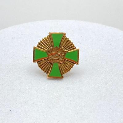 LOT 142: Vintage Gold Pins (Free Mason Presidential Crown and Demolay Masonic Pin with Pearls)- 10KT, 2.0 gtw
