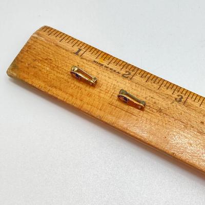 LOT 143: Gold and Enamel Blue Slipper Masonic Lapel Pins - 14KT, 1.40 gtw