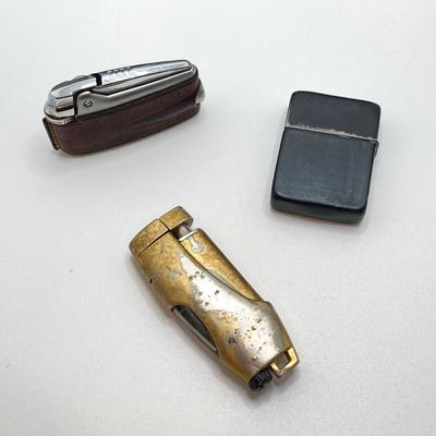 LOT 152: Vintage Cigarette Holder and Lighters - Ronson, Lord Chesterfield and More