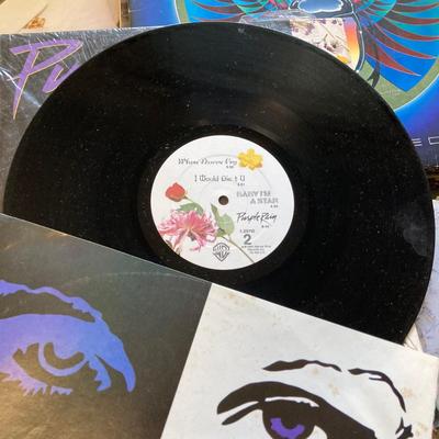 LOT 153: Awesome Album / Vinyl Collection - Bob Dylan, Elton John, Fleetwood Mac, Journey,, Led Zeppelin, Madonna, Michael Jackson, Ozzy...
