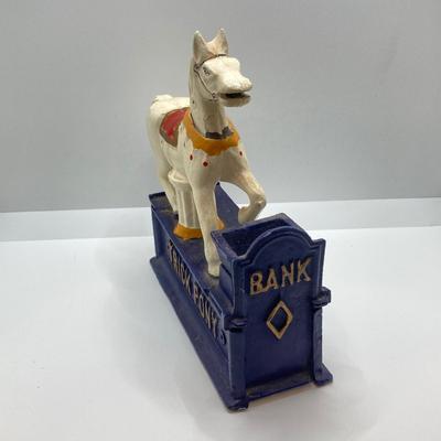 LOT 156: Heritage Mint Ltd Cast Iron Trick Pony Bank