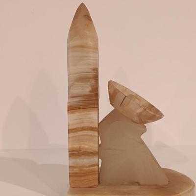 LOT 161: Vintage Carved Onyx Southwestern Bookend, Polished Rhodochrosite Slab, Amethyst Quartz & Golden Nugget Ashtray