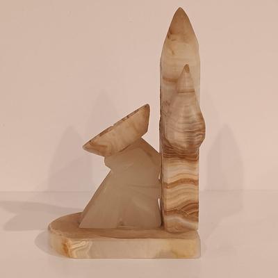 LOT 161: Vintage Carved Onyx Southwestern Bookend, Polished Rhodochrosite Slab, Amethyst Quartz & Golden Nugget Ashtray