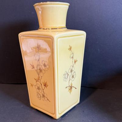 LOT 167: Vintage Ceramic Vase by Hyalyn and Vintage/Antique Ceramic Bowl