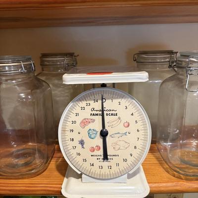 LOT 170: Vintage American Family Scale and Set of Four (4) Large Lidded Glass Jars