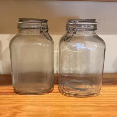 LOT 170: Vintage American Family Scale and Set of Four (4) Large Lidded Glass Jars