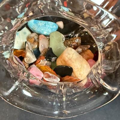 LOT 174: Assortment of Quartz Crystals and Other Rocks
