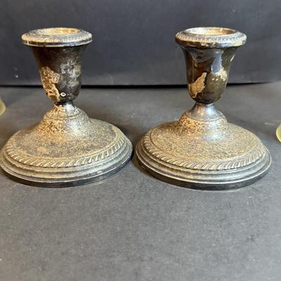 LO 181: Weighted Sterling Silver Candle Sticks with Hurricane Glass with Silver Base 42.1 g for both base