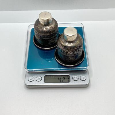 LO 181: Weighted Sterling Silver Candle Sticks with Hurricane Glass with Silver Base 42.1 g for both base