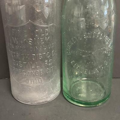 LOT 190: Antique/Vintage Bottles