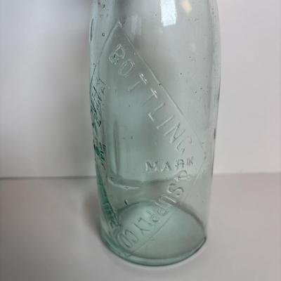 LOT 191: Antique/Vintage Bottles