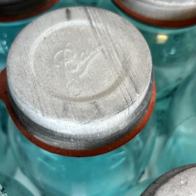 LOT 192: Antique/Vintage Ball Canning Jars (12)