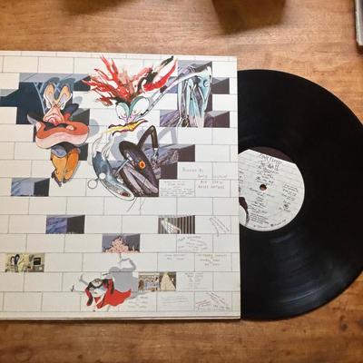 LOT 195: Classic Vinyl/LP Album Collection: Rush, Bob Seger, The Cars, Dire Straits, Pink Floyd, Elvis Costello