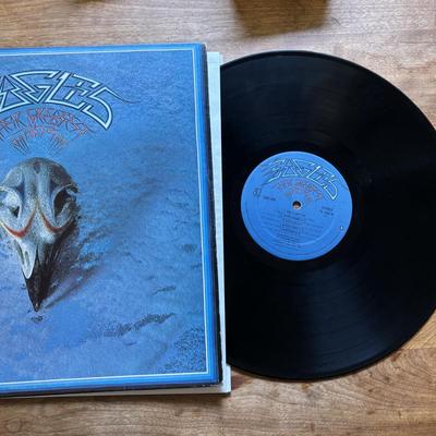 LOT 195: Classic Vinyl/LP Album Collection: Rush, Bob Seger, The Cars, Dire Straits, Pink Floyd, Elvis Costello