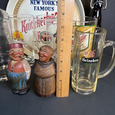 LOT 197: Vintage Barware Collection: Carved Corkscrews Set, Knickerbocker Beer Serving Tray, Philadelphia Seltzer Bottle & More