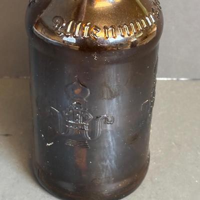 LOT 197: Vintage Barware Collection: Carved Corkscrews Set, Knickerbocker Beer Serving Tray, Philadelphia Seltzer Bottle & More