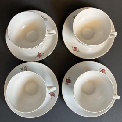 LOT 198: Vintage Wissterliug, Schwarzenbach Bavaria Germany Floral Tea/Coffee Set