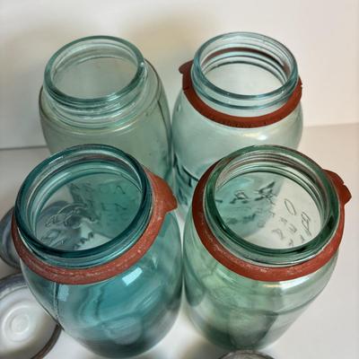 LOT 199: Antique/Vintage Canning Jars