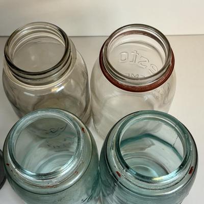 LOT 199: Antique/Vintage Canning Jars