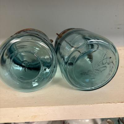 LOT 202: Antique/Vintage Canning Jars