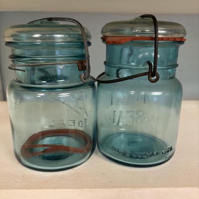 LOT 202: Antique/Vintage Canning Jars