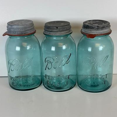 LOT 204: Antique/Vintage Canning Jars