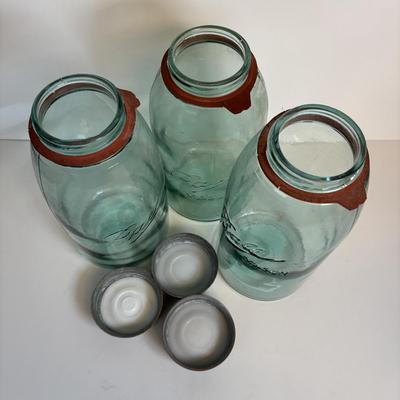 LOT 204: Antique/Vintage Canning Jars