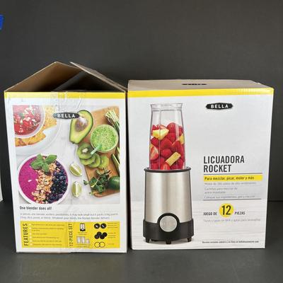 LOT 208: New/Old Stock Bella Rocket Blender, Chopper, Grinder