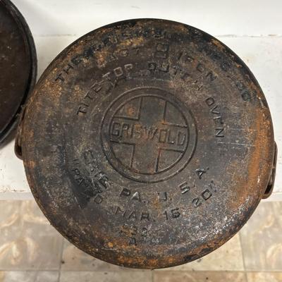 LOT 210: Cast Iron Pans: Griswold & Unmarked