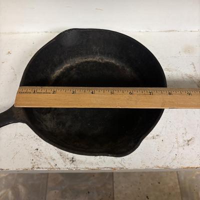 LOT 211: Lodge Cast Iron Pan & More