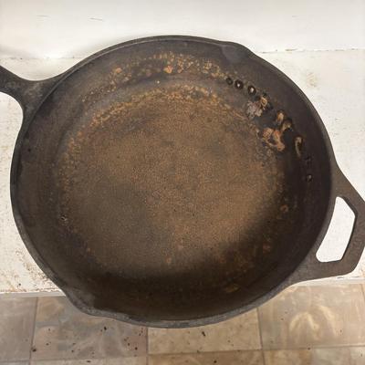 LOT 211: Lodge Cast Iron Pan & More