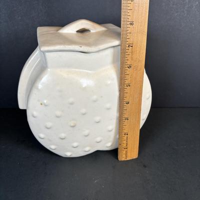 LOT 212: Vintage Kitchen & More: Tupperware Ham Saver, McCoy Hobnail Cookie Jar, Sandwich/Cookie Cutters, Rolling Pin & More