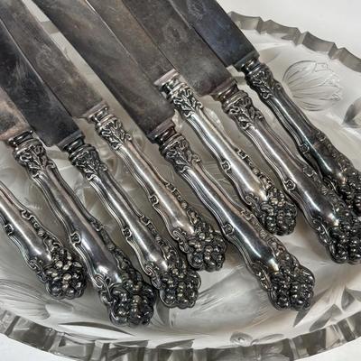 LOT 218: Mixed Collection of Wm Rodgers Flatware