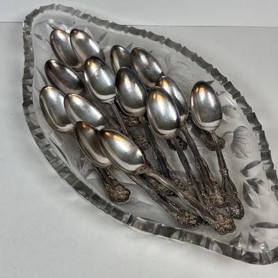 LOT 218: Mixed Collection of Wm Rodgers Flatware