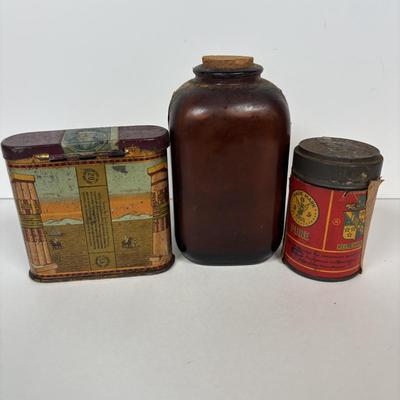 LOT 220: Cigar & Cigarette Tobacco Collection: Murad Tin, Antique Tobacco Scotch & Rappee Snuff Bottle, Cohiba Ashtray, Pouch,...