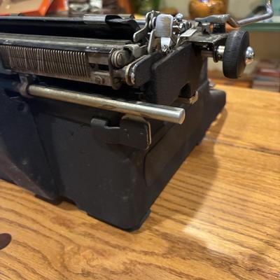 LOT 226: Vintage Royal Typewriter w/Plastic Cover