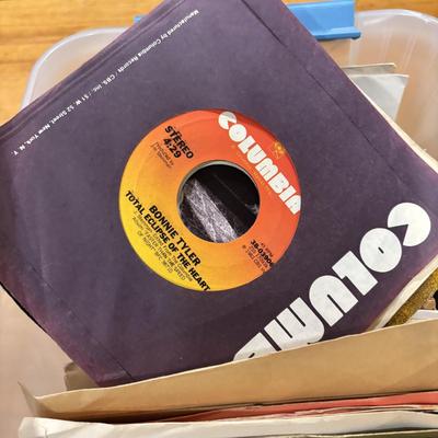 LOT 227: Vintage 45 Records Collection: Foreigner, Kiss, Hall & Oats, Eagles and so Many More