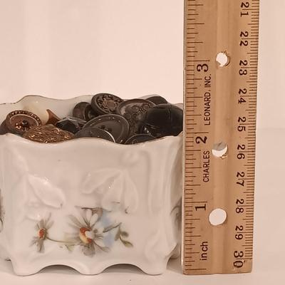 LOT 248: Antique Button Collection