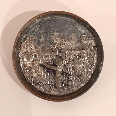 LOT 248: Antique Button Collection