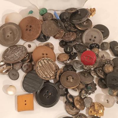 LOT 248: Antique Button Collection
