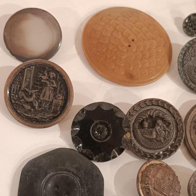 LOT 248: Antique Button Collection
